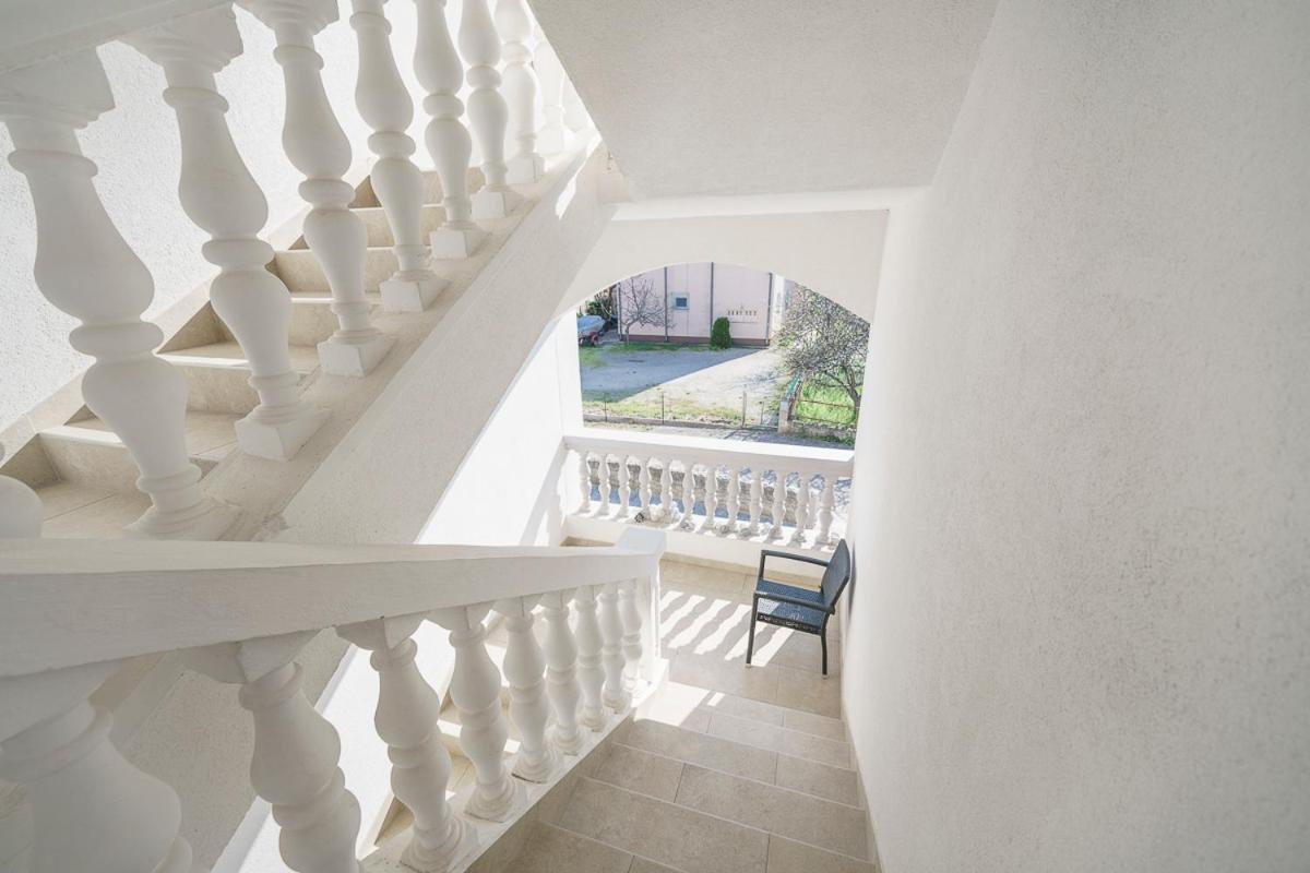Apartment Grey Stone Vodice